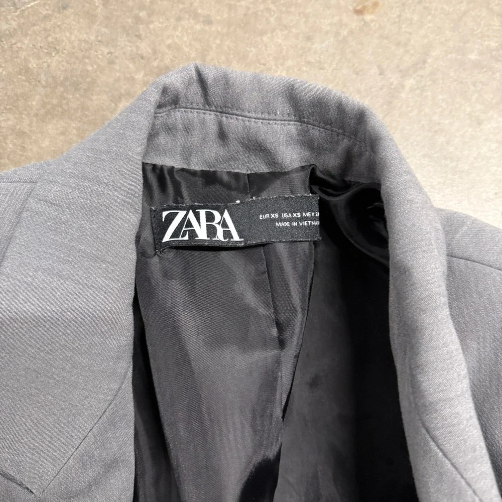 Zara Man Gray Double Breasted Blazer Jacket Peak Lapel Size XS
